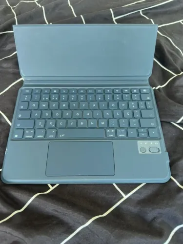 کیبورد وایرلس A1926 با طراحی مینیمال A1926 Wireless Keyboard